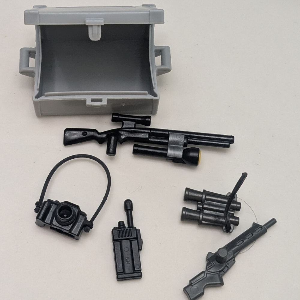 Playmobil/ Geobra Police Swat Vehicle Playset - Picture 8 of 10